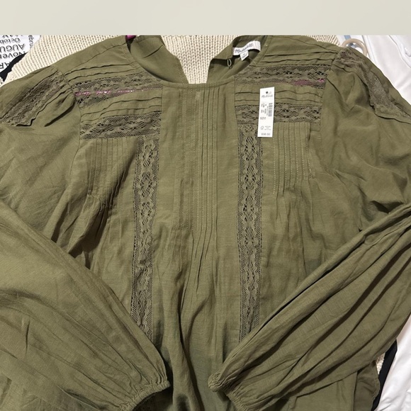 Madewell Lace-Insert Pintucked Long-Sleeve Top - Picture 2 of 4